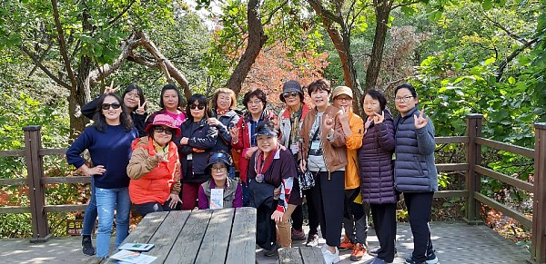 비둘기낭 폭포에서 단체사진