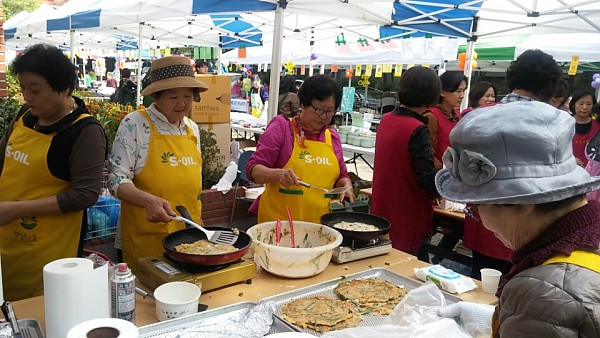 먹거리부스 마을활동가