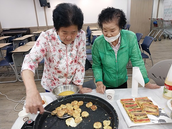 요리하는 회원 사진1