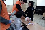 2014년 2월26일 (수) 한화예술더하기 꿈초록방과후교실 환경오염문제 관한 공연과 미술을 시간을 보냄
