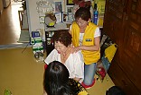 블루밍클럽현대백화점목동점  홈헬퍼 활동 독거노인분들을 도와주는 모습